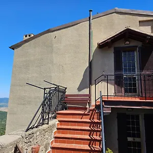 Con 2 In Borgo Medievale Appartamento Montegiovi