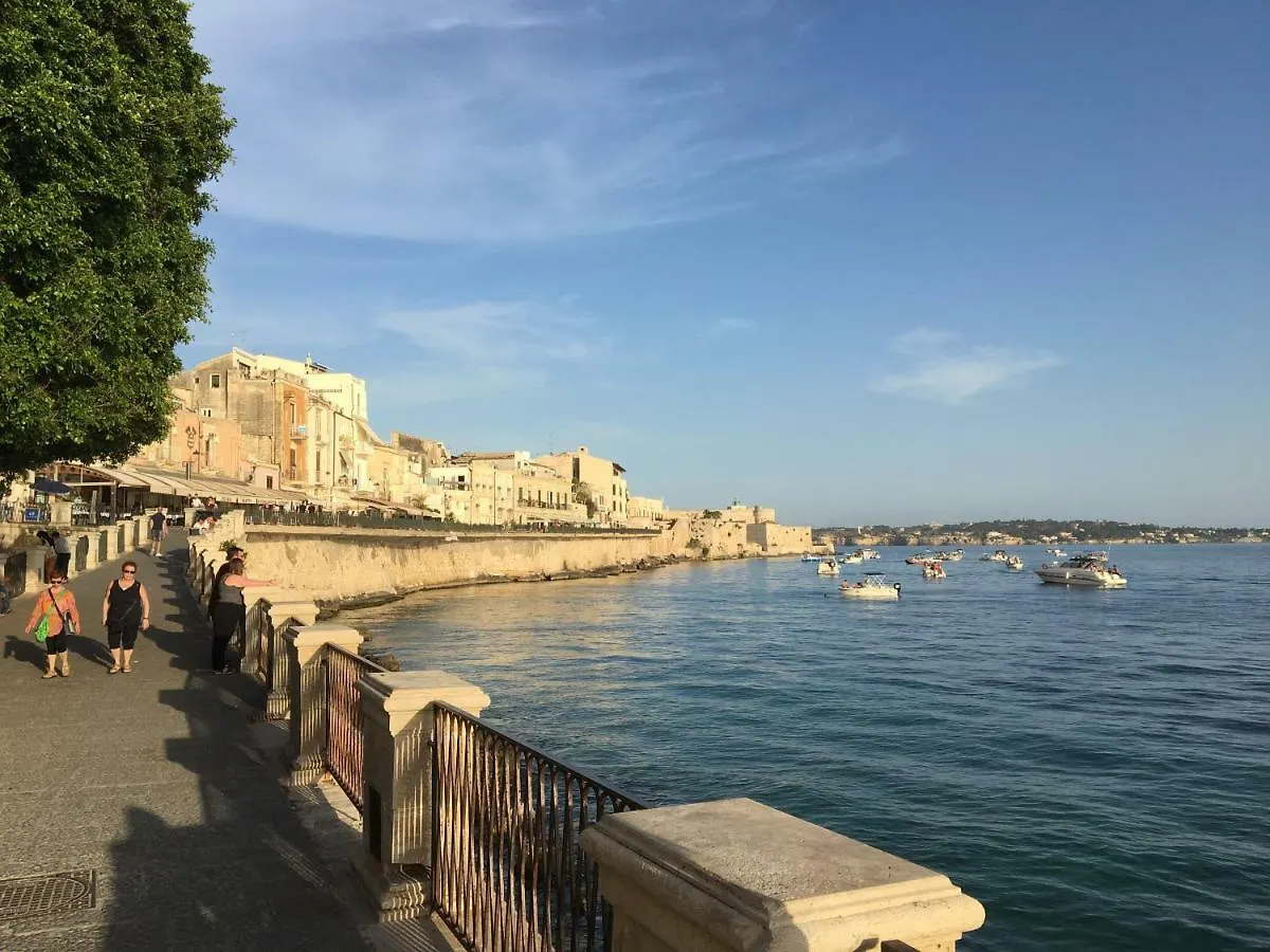 Holiday home Sole&Mare Ortigia